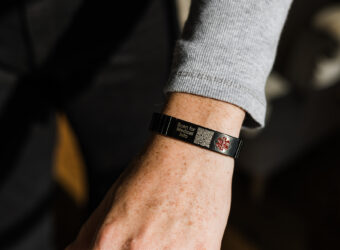 August (Teen Bracelet)