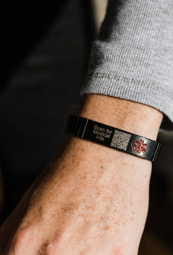 August (Teen Bracelet)